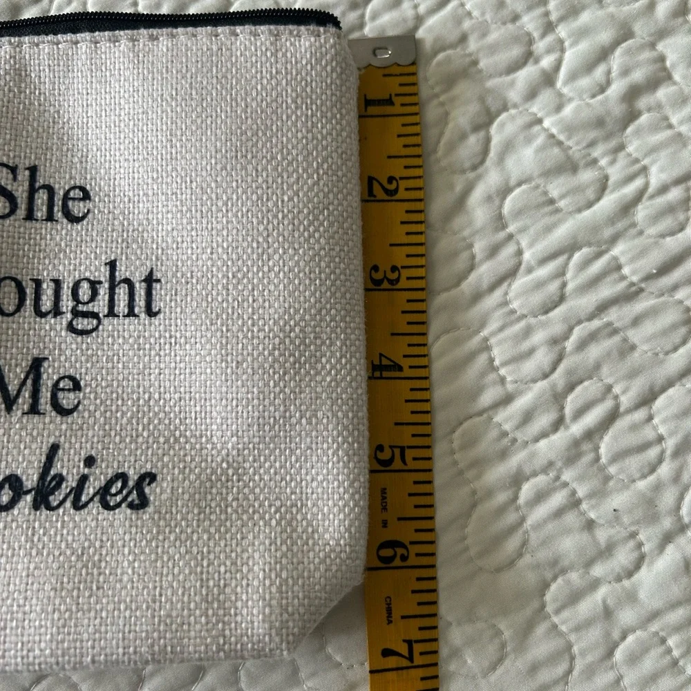 Blupark RHONJ makeup bag. She Brought Me Sprinkle Cookies. Waterproof. Nice